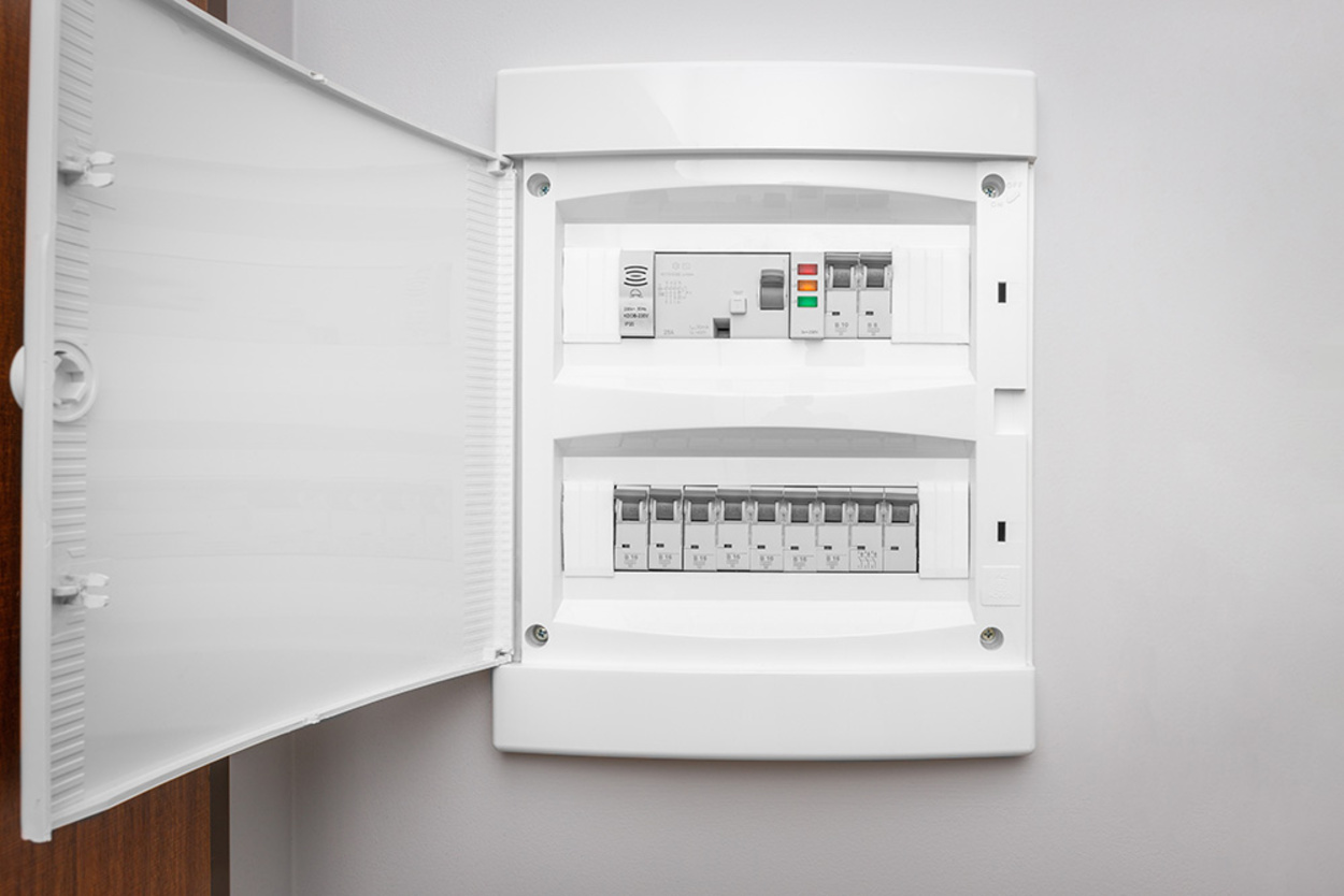 Über­spannungs­schutz bei WEITZ Elektrotechnik GmbH in Seligenstadt