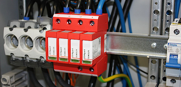 Über­spannungs­schutz bei Weitz Elektrotechnik in Seligenstadt